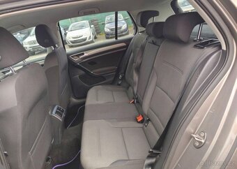 Volkswagen Golf 1.6 TDI Klima, Tempomat nafta manuál 66 kw - 16
