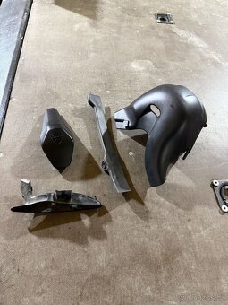 Plasty na DUCATI Panigale V4S - 16