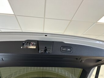 Volvo V60 - Cross Country B4 - AWD, BLIS - 16