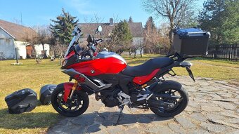 Bmw f 900 xr - 16