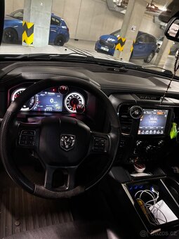 Dodge Ram 1500 - 16