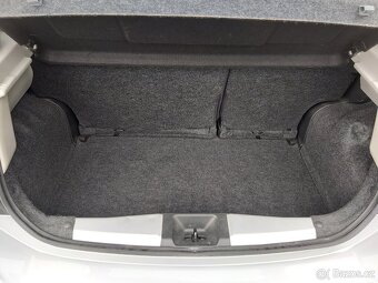 Nissan Micra 1.2 59 kw, 2015, jen 15.000 km - 16