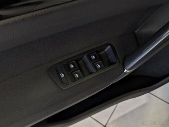 Volkswagen Golf Sportsvan 1.4TSi DSG ed. SOUND, ACC, PDC - 16