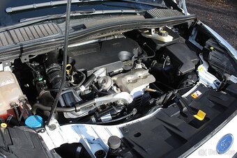 Ford Grand C-MAX - 16