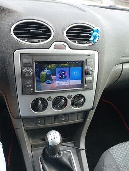 Ford Focus Kombi 1.6 TDCi (66 kW), r. 2005 – klima, tažné - 16
