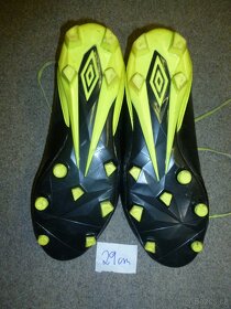 Nové kopačky Adidas Predator a jiné fotbalové: Nike, Umbro - 16