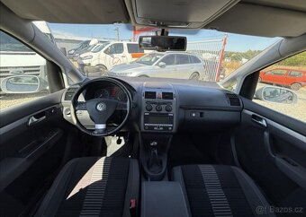 Volkswagen Touran 1,4 TSI 103kW TAŽNÉ, 7MÍST benzín manuál - 16