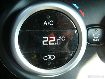 Fiat 500X 1.6 MJT-88kW ,r.2015 , Najeto 212224km, TOP stav - 16