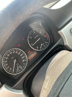 BMW e91 LCI 318d 105kw - 16