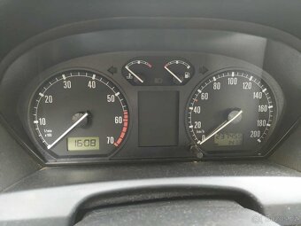 Škoda Fabia 1.4 MPI - pojízdná, STK 6/2026, tažné, levně - 16