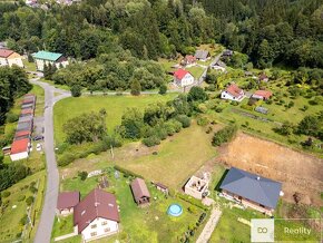 Prodej zasíťované parcely 2393 m2 - 16