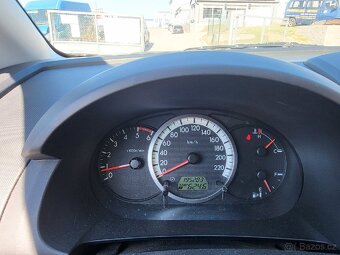 Mazda 5, 2.0D, 81kw, 7míst,rok 2008,nová STK - 16