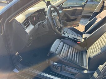 Volkswagen Passat Alltrack (B8) - 16