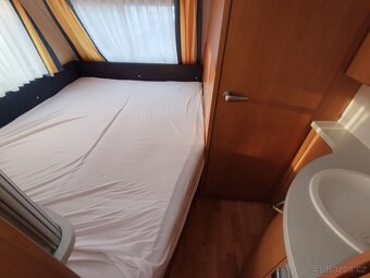 KNAUS 550FSK pro 6. Pevné palandy. R 2007. Stan. 100km/h - 16