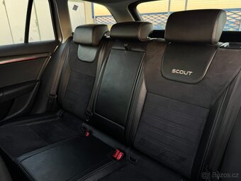 Škoda Octavia Scout - 16