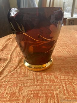 Porcelán a skleničky - 16