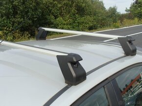 Ford Focus,1.6i,klimatizace, nová STK - 16