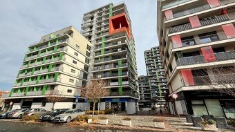 Pronájem bytu 1+kk   Praha 10 - 16