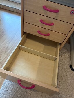 Rostoucí psací stůl - 16