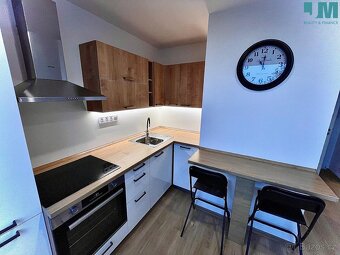 Pronájem bytu 1+1 43m² - podlahové plochy v Třebíči - 16