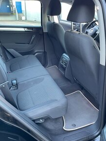 Volkswagen Touareg 3.0 TDI, II. Generace - 16