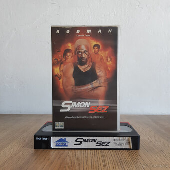 18x VHS video kazety #4 /SLEVA/ - 16