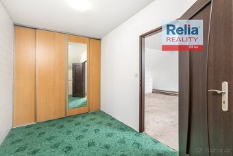 Prostorný dům s velkým potenciálem, 249 m2 - Polní Chrčice - 16