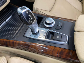 Prodám BMW E70 X5 3.0D 173kw - 16