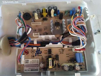 Lednice s mrazákem BEKO CN237231 K60365NE Na díly - 16