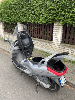 Piaggio X8 125 - 16