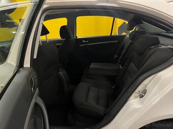 Škoda Octavia 2.0Tdi 103kw ČR Ser.kn/Elegant - 16