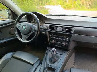 BMW 335i Coupe E92 facelift,Manuál, 4x4, Servis - 16