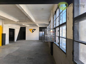Pronájem skladového prostoru 512 m² - 16