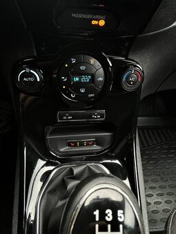 Ford Fiesta |TOP VÝBAVA| 1,5TDCi 2016 - 16