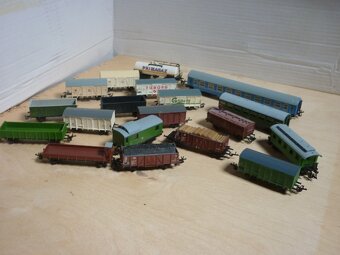 Modelová železnice, kolejište, vláčky TT - 16