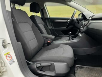 VW Passat B7 2.0 TDi, COMFORTLINE, XENONY, SENZORY, NAVI. - 16