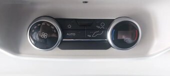 Ford Tourneo Custom, TITANIUM 2,0 EcoBlue L2 8 míst - 16