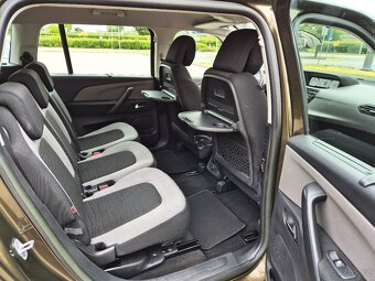 CITROEN C4 GRAND PICASSO 1.6i  MANUÁL 7 MÍST NAVIGACE - 16