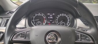 Škoda Rapid  1.0 TSI 81kw 6rychl. edice Sport - 16