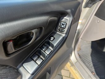 Subaru Forester 2.0i 4x4 - 16