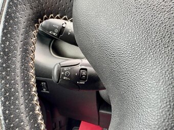 Citroen C3 Picasso 1.4i 70 kW Klima,Servis,Stav - 16