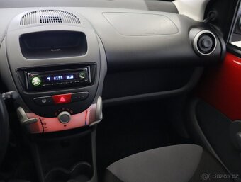 Peugeot 107 1.0, 2008, 50 kW, 69 285 km - 16