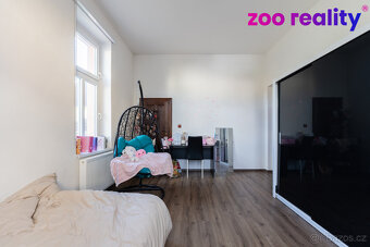 Prodej nadstandardní vily na velmi dobré adrese. - 16