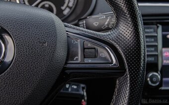 Škoda Octavia Combi 2.0 TDI RS - 16