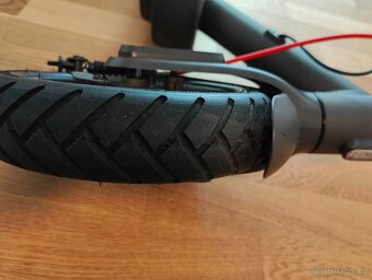 Xiaomi Scooter 4 Pro 2 Gen nová elektrokoloběžka až 35 km/h - 16