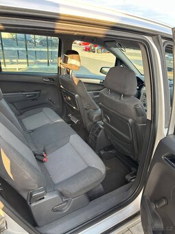 Opel Zafira 1.9CDTI 2008 - 16