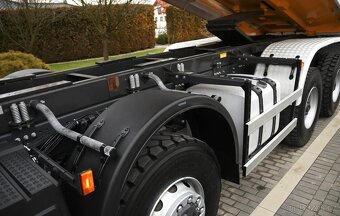 Scania G 450 8x8 sklápěč - 16
