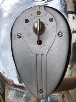 Ogar 350 typ 12, pérák 350 r.v. 1948 - výrobní číslo 132 - 16