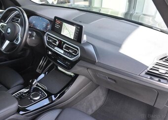 BMW X3 xD20d M-SPORT - 16