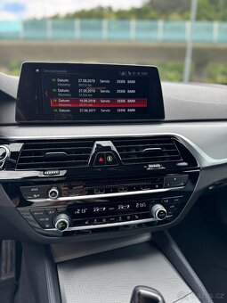 BMW 530d xDrive Touring G31 Premium Selection - 16